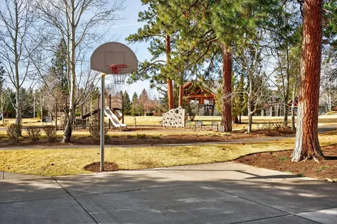 19744 SW Aspen Ridge Drive Bend OR 97702