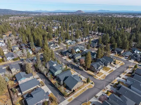 19744 SW Aspen Ridge Drive Bend OR 97702