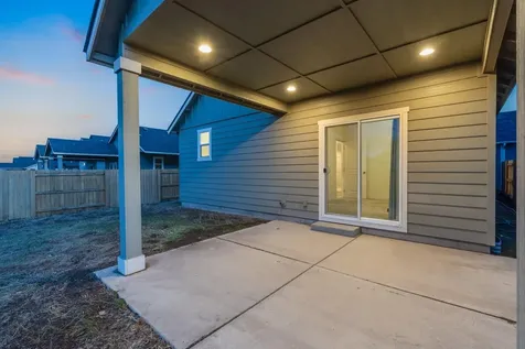 1631 NW Underpass Place Redmond OR 97756