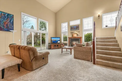 404 Silver Creek Drive Central Point OR 97502