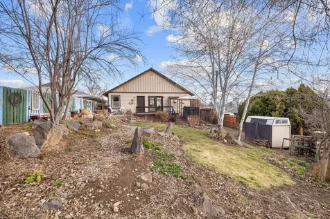 1237 NE Powell Lane Prineville OR 97754
