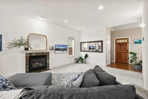 1512 NE Quiet Ridge Lane Bend OR 97701