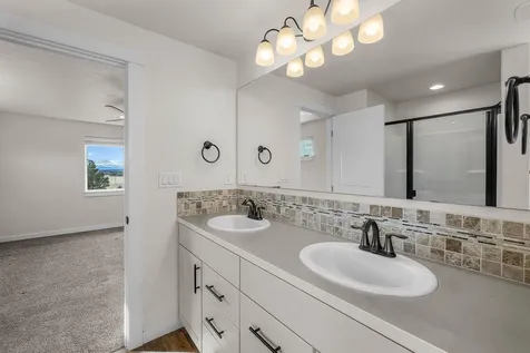 2457 SW 45th Street Redmond OR 97756