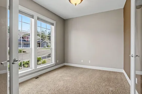 5685 Crossler Court S Salem OR 97306