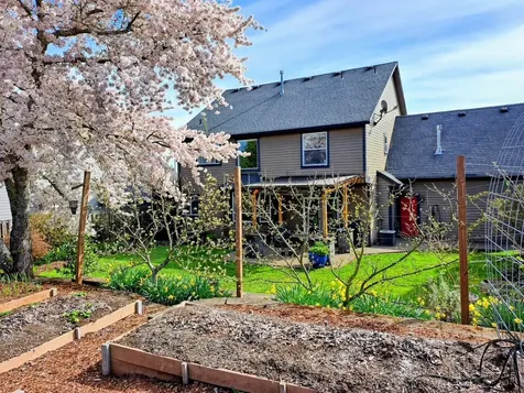 5685 Crossler Court S Salem OR 97306