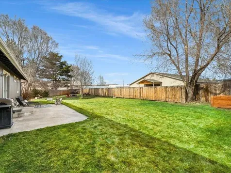 1003 SE Algonquian Loop Prineville OR 97754