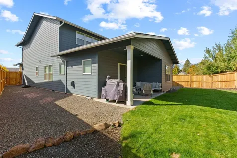 1667 SW Black Butte Court Redmond OR 97756