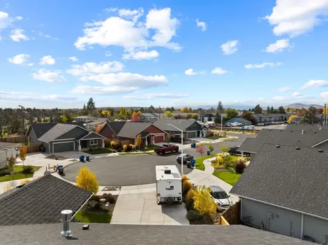 1667 SW Black Butte Court Redmond OR 97756