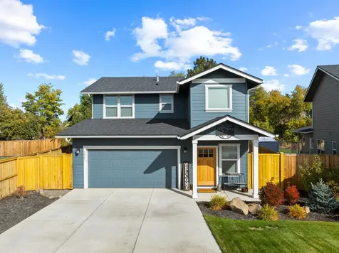 1667 SW Black Butte Court Redmond OR 97756