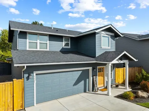 1667 SW Black Butte Court Redmond OR 97756