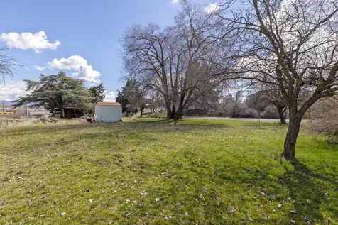 2888 Greensprings Drive Klamath Falls OR 97601