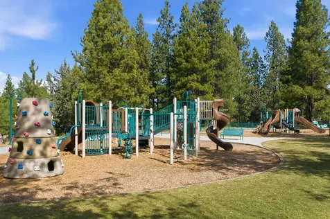 19407 Charleswood Lane Bend OR 97702