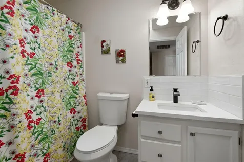 1152 NE Locksley Drive Bend OR 97701