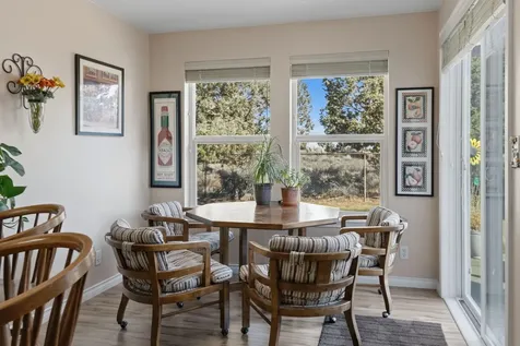 1152 NE Locksley Drive Bend OR 97701