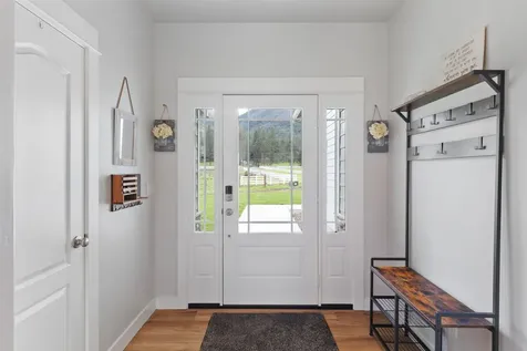 707 Wards Creek Road Rogue River OR 97537