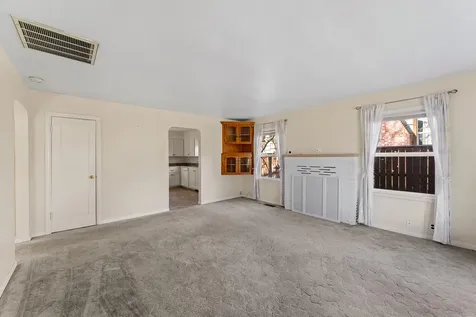 414 NE 11th Street Grants Pass OR 97526