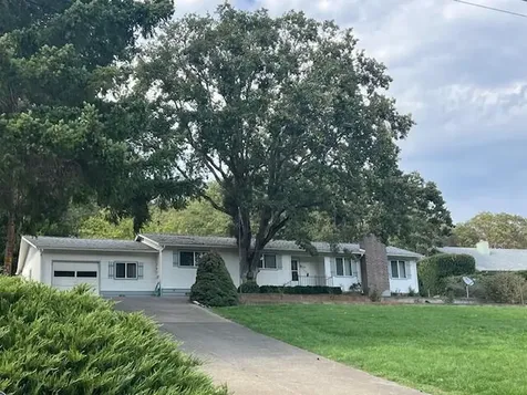 50 Tenney Drive Rogue River OR 97537