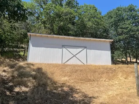 50 Tenney Drive Rogue River OR 97537