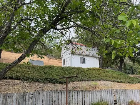 50 Tenney Drive Rogue River OR 97537