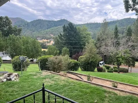 50 Tenney Drive Rogue River OR 97537