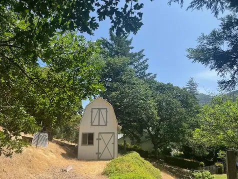 50 Tenney Drive Rogue River OR 97537
