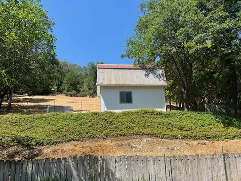 50 Tenney Drive Rogue River OR 97537