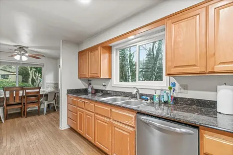 101 Kensington Square Medford OR 97504