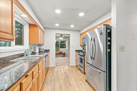 101 Kensington Square Medford OR 97504