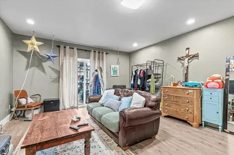 101 Kensington Square Medford OR 97504