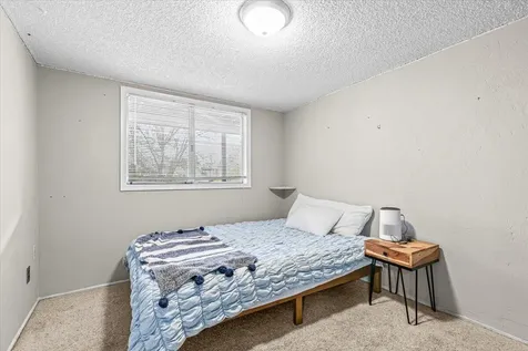 101 Kensington Square Medford OR 97504