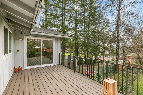 101 Kensington Square Medford OR 97504