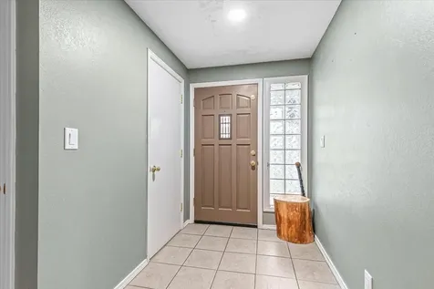101 Kensington Square Medford OR 97504