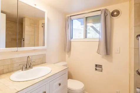 588 NW Scenic Drive Grants Pass OR 97526