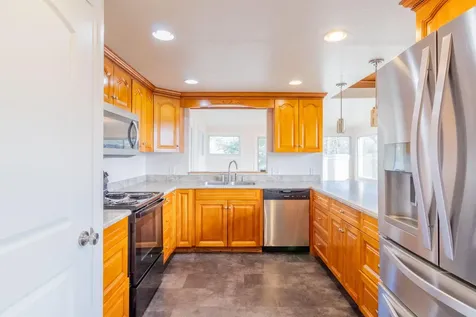 588 NW Scenic Drive Grants Pass OR 97526