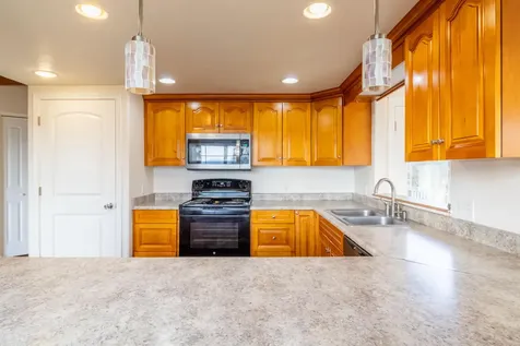 588 NW Scenic Drive Grants Pass OR 97526
