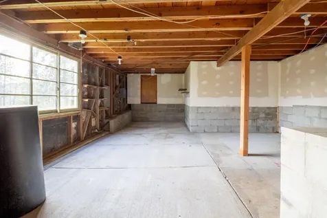 588 NW Scenic Drive Grants Pass OR 97526