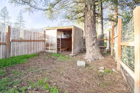 588 NW Scenic Drive Grants Pass OR 97526