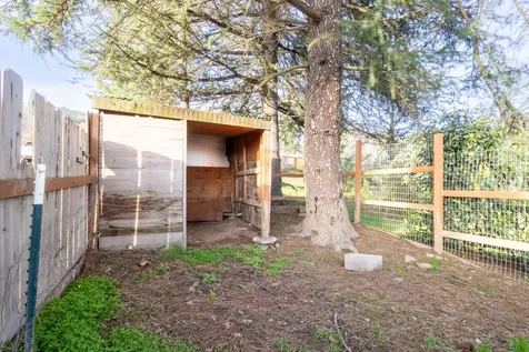 588 NW Scenic Drive Grants Pass OR 97526