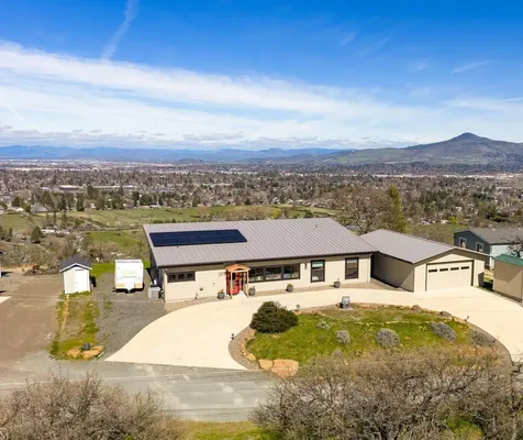 1873 Sundial Drive Medford OR 97501