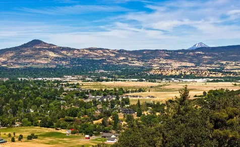 1873 Sundial Drive Medford OR 97501