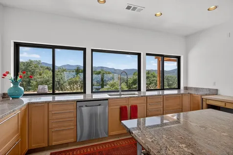 1873 Sundial Drive Medford OR 97501
