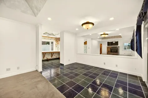 1059 Terra Avenue Ashland OR 97520