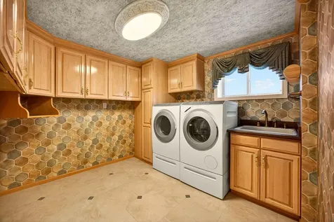 1059 Terra Avenue Ashland OR 97520