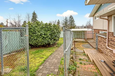 1059 Terra Avenue Ashland OR 97520