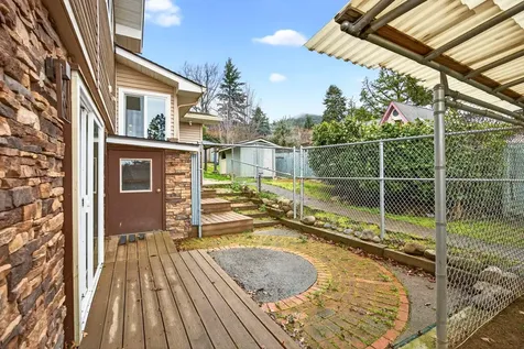 1059 Terra Avenue Ashland OR 97520