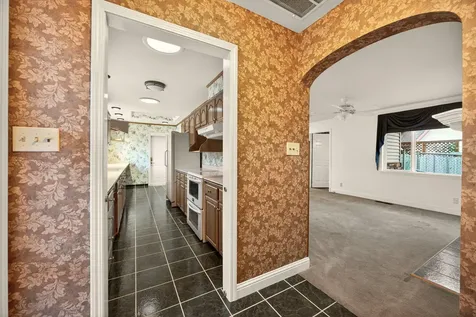 1059 Terra Avenue Ashland OR 97520