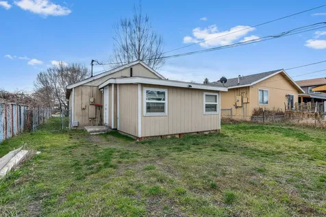 859 NW Ewen Street Prineville OR 97754