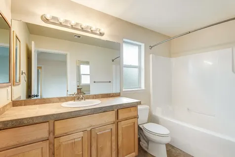 641 SE Glengarry Place Bend OR 97702