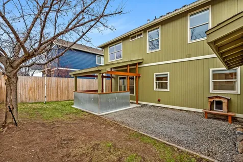 641 SE Glengarry Place Bend OR 97702