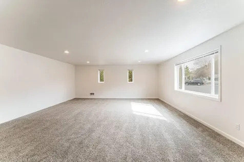 961 S Algonquian Court Prineville OR 97754